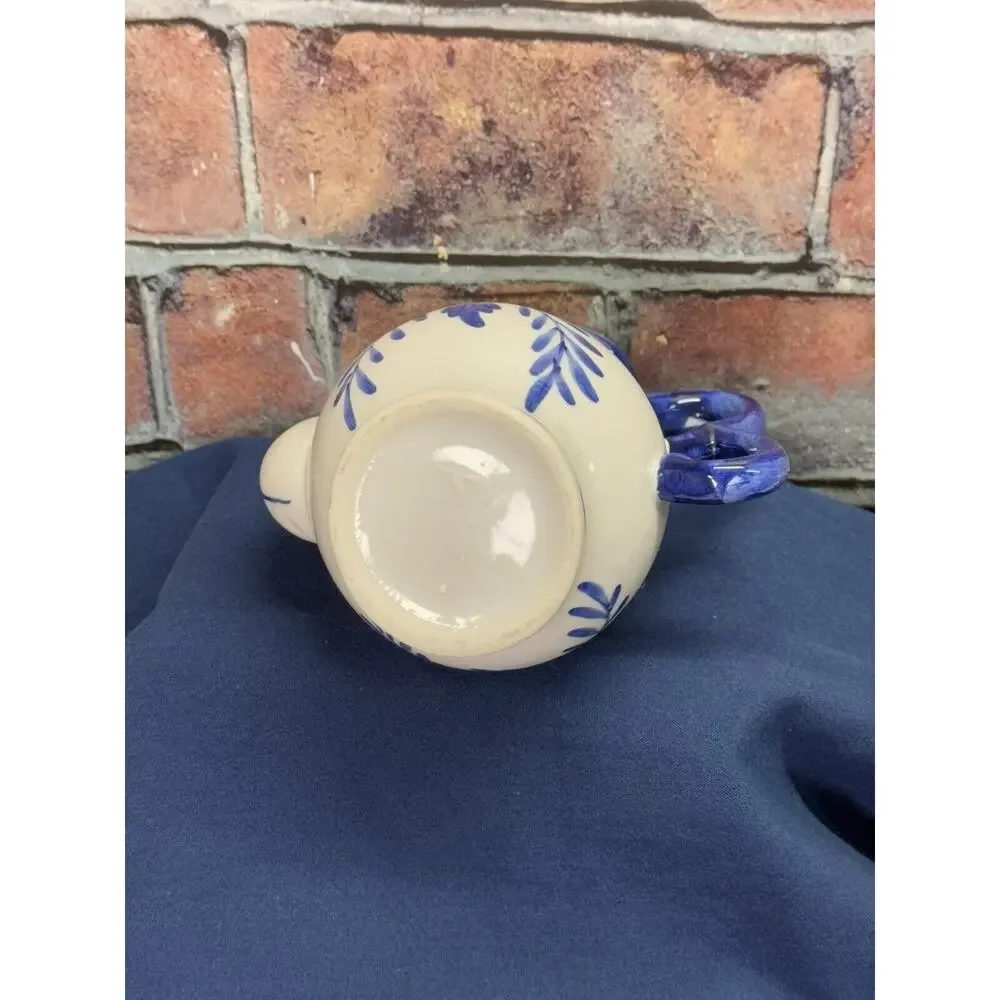 Chinese Vintage 1980s Cobalt Blue White Porcelain Teapot Elegant Long Spout‎